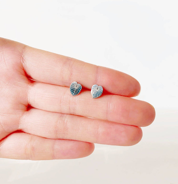 Philodendron Gloriosum Plant Studs | Hypoallergenic