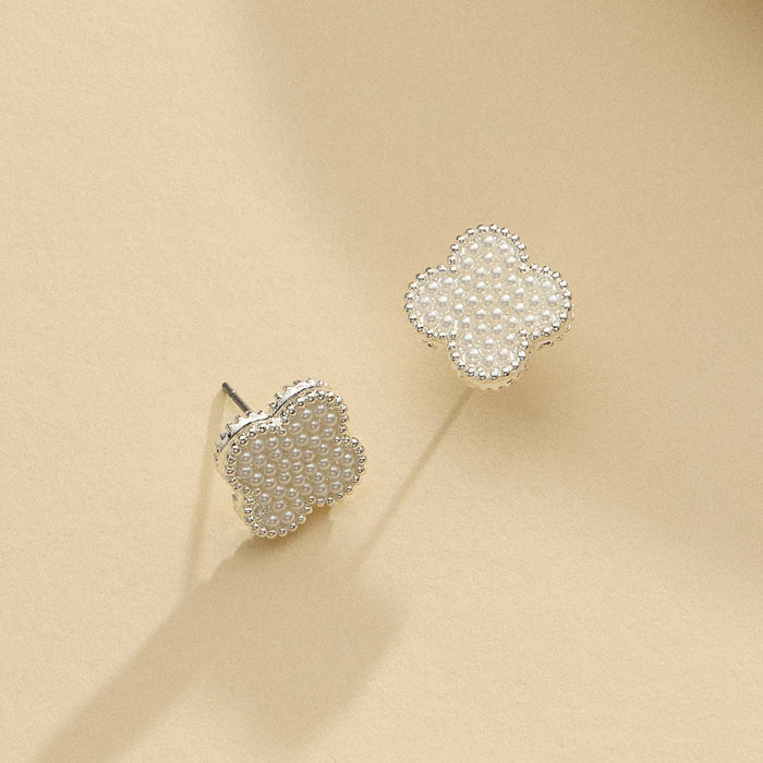 Elegant Pearl Quatrefoil Shape Stud Earrings