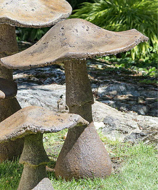 Statuary Mushroom 27"