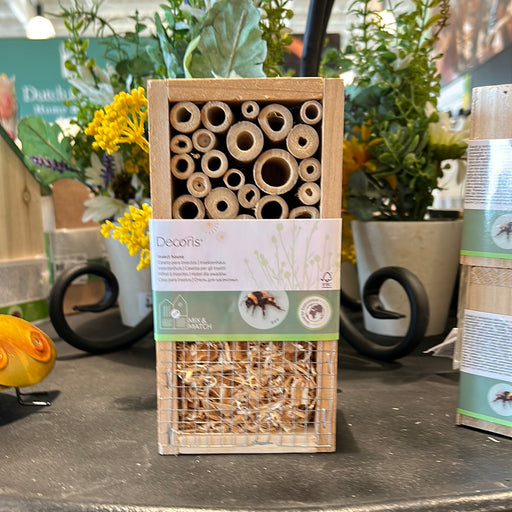 Bee house 9x18