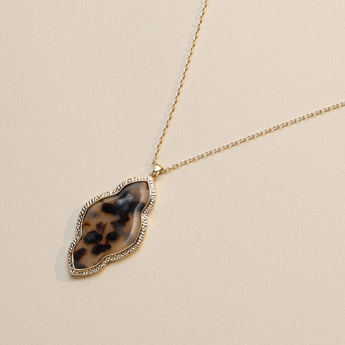 Iridescent Cloud-Shaped Pendant Necklace