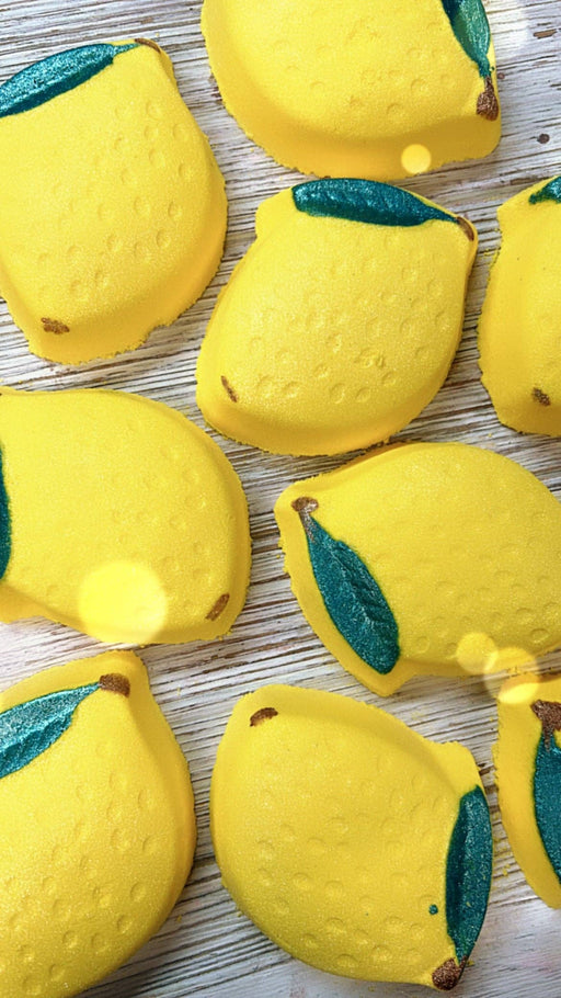 Lemon bath bomb