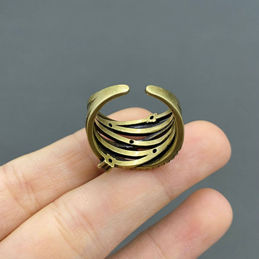 Vintage Rhinestone Hollow Bronze Ring