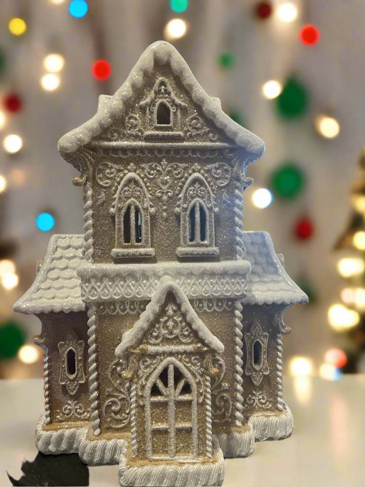 Gingerbread House LED 14"x10"