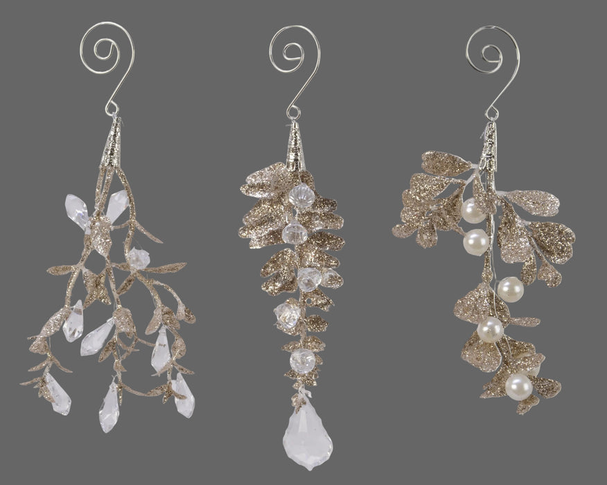 Orn Gold Leaves with Baubles