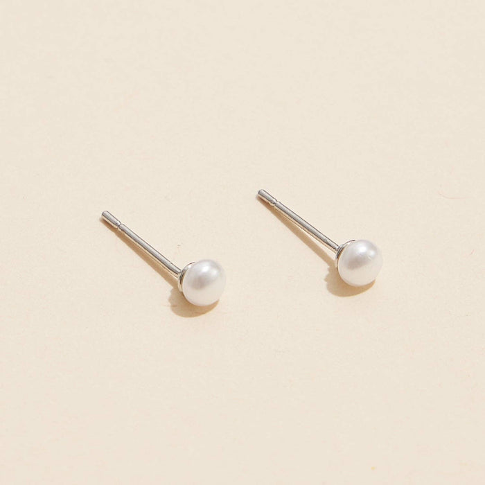 Classic Pearl Stud Earrings |  Sophisticated 6mm 18K Classic Pearl Stud Earrings