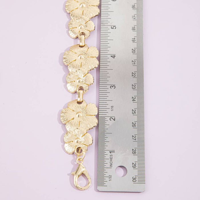 Textured Flower Link Chain Belt