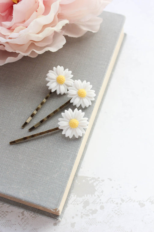 Daisy Bobby Pins - Set of 3