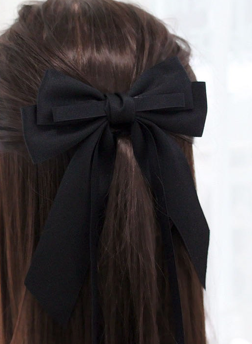 Hair bow: Peach / One size