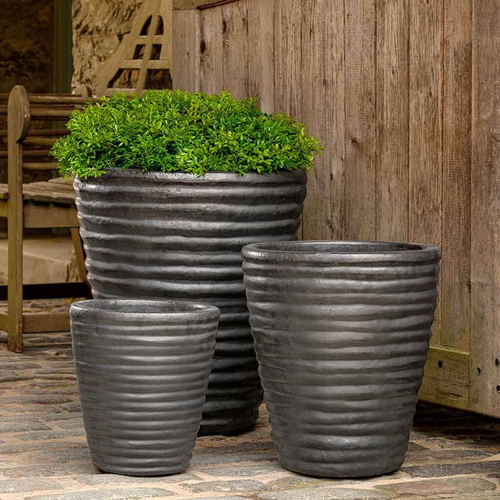Round Ruffle Planter Graphite