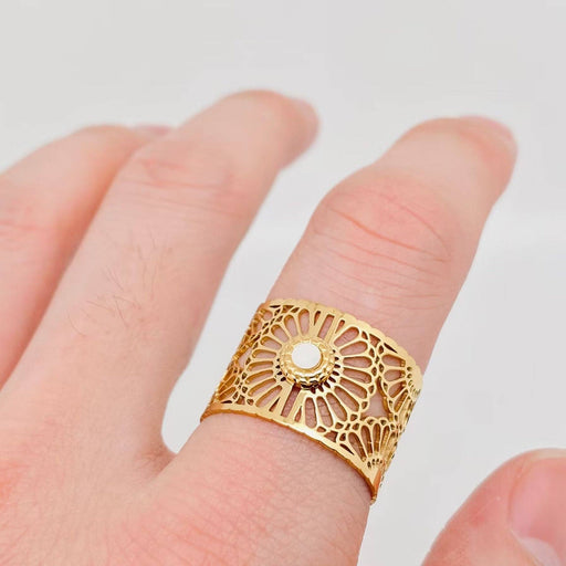 Shell Hollow Flower Design 14K Gold Plated Ring - FGS