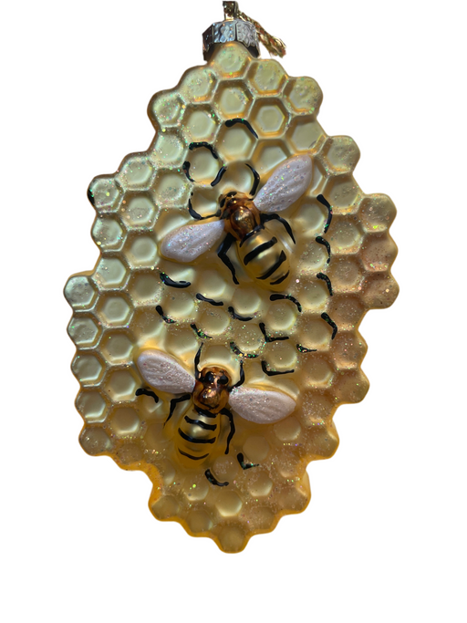 Honeycomb bee ornament 4”*2.5”*.5”