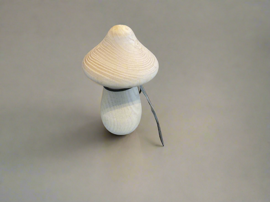 wooden Mushroom 4"