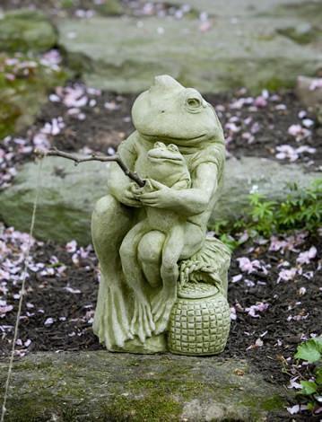 Statue Gone Fishin