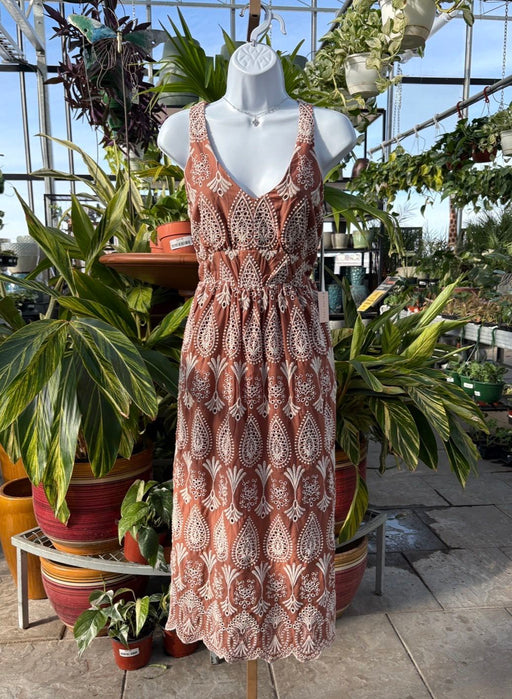 V NECK EYELET DRESS-SANDY-BEIGE EYLET