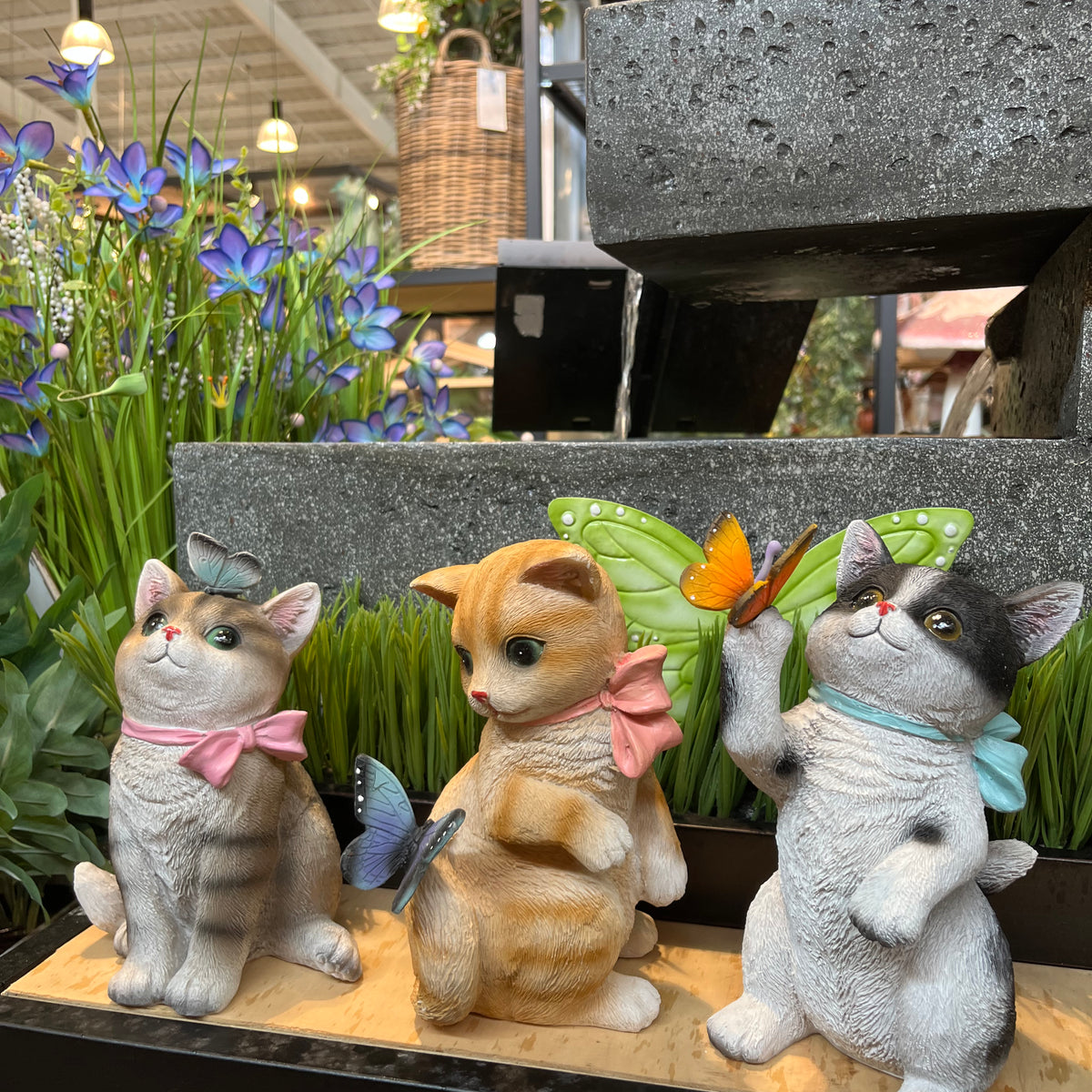 Cat w/Bow & Butterfly — Dutch Growers Regina