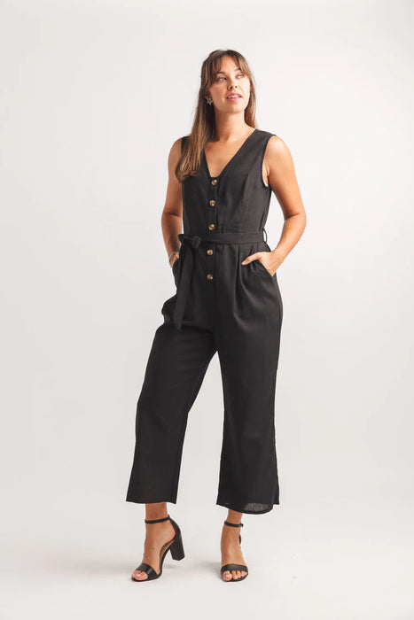 Black Sleeveless Button Front Jumpsuit With Pkt