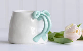 Mug White w/Mint Bow