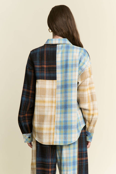 MULTICOLOR PLAID BUTTON DOWN TOP