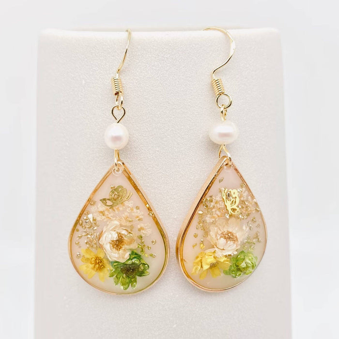 Natural Dried Flower Geometric Dangle Earrings