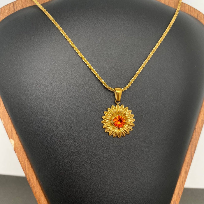 Zircon Inlaid Daisy 18K Gold Plated S.Steel Necklace
