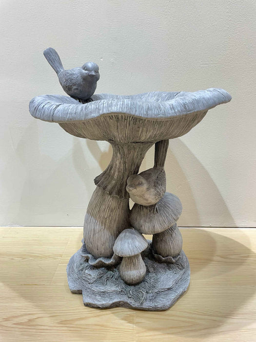 Mushroom Birdbath with Birds Gray