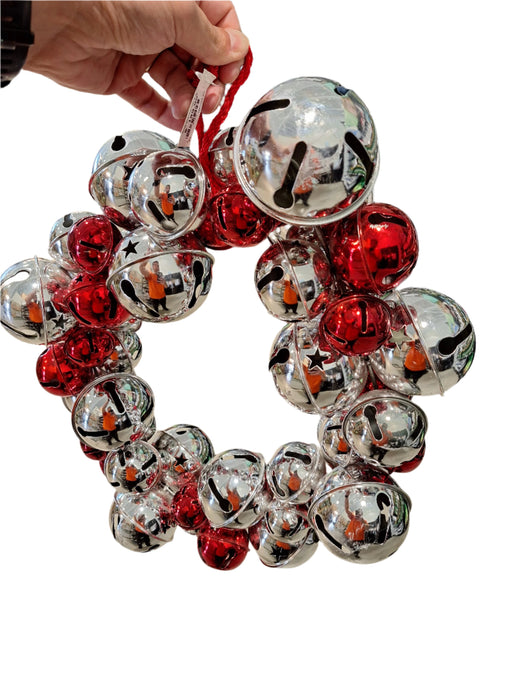 Wreath Silver/Red Jingle B 18"