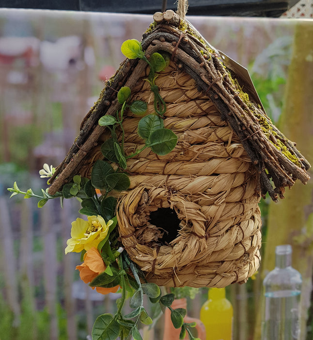Straw birdhouse *top seller