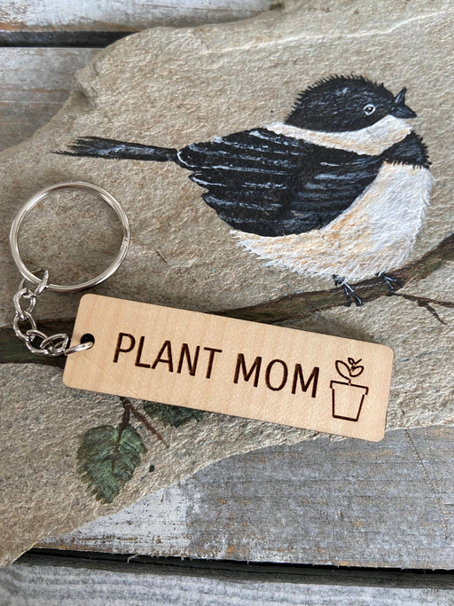 Wooden keychain - plant mom